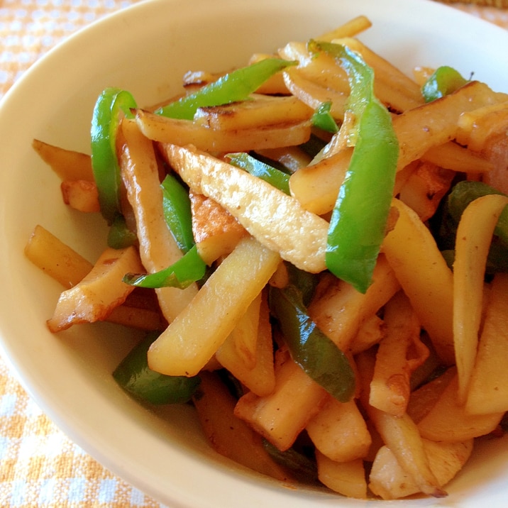 じゃがいも ピーマン ちくわのオイスター炒め レシピ 作り方 By ななじまる 楽天レシピ